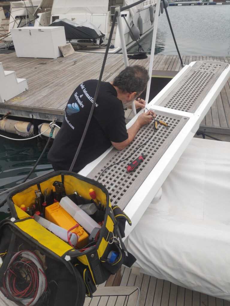 BESENZONI GANGWAY REPAIR